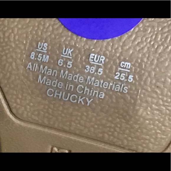 Fergalicious by Fergie, snake print booties - Picture 6 of 6